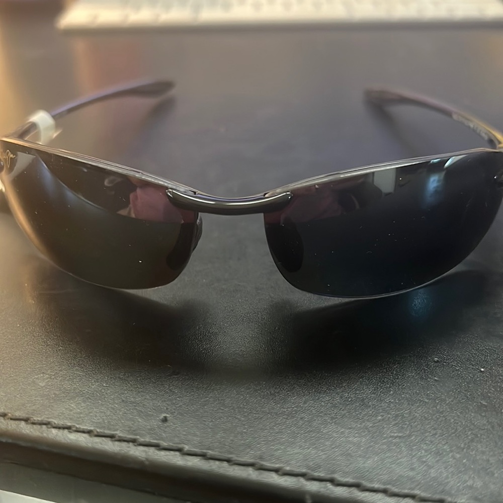 Maui Jim’s sunglasses with case